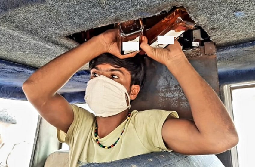 नेपाली युवक बोलेरो में 'शराब चेंबर' बनाकर कर रहा था तस्करी, ऐसे हुआ पर्दाफाश