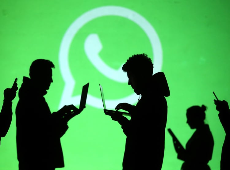 WhatsApp में जुड़ेगा लिंक्ड डिवाइस फीचर, एक साथ दो फोन पर चलेगा? पढ़ें