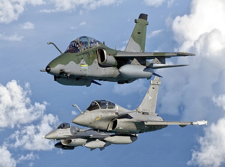 बालाकोट में एयरस्ट्राइक करने जहां से उड़े थे विमान, वहीं तैनात होगा राफेल