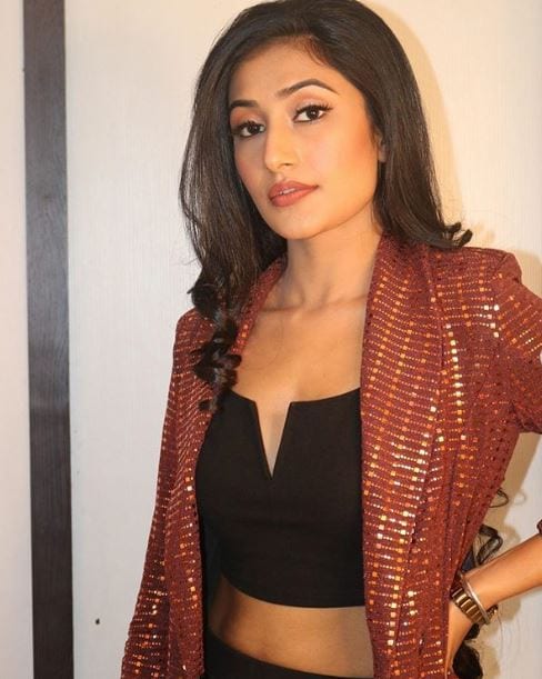 चहल की मंगेतर धनश्री का सोशल मीडिया पर खूबसूरत अंदाज, Photos