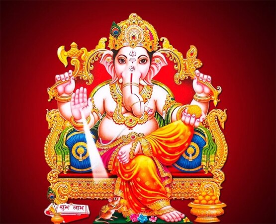 पूजा की थाली अच्छे से सजाएं