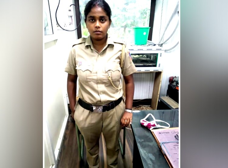 फर्जी ASI बनकर मास्क न पहनने वालों का काटती थी चालान, ऐसे पकड़ा