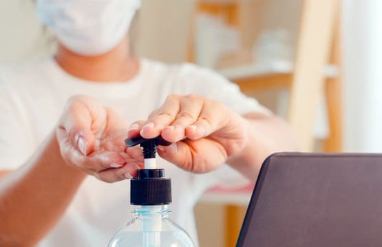 पानी से मर सकता है कोरोना वायरस, रूसी वैज्ञानिकों का दावा