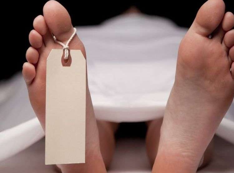 पोस्टमॉर्टम हाउस में बदला शव, बिना बॉडी देखे हुआ अंतिम संस्कार