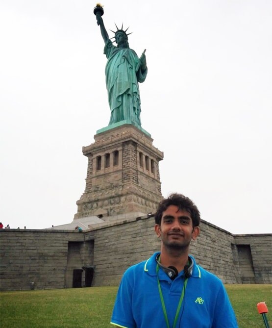 IIT-K से इंजी‍नियरिंग, रेलवे में अफसर, US से लाखों का ऑफर छोड़ बने IAS