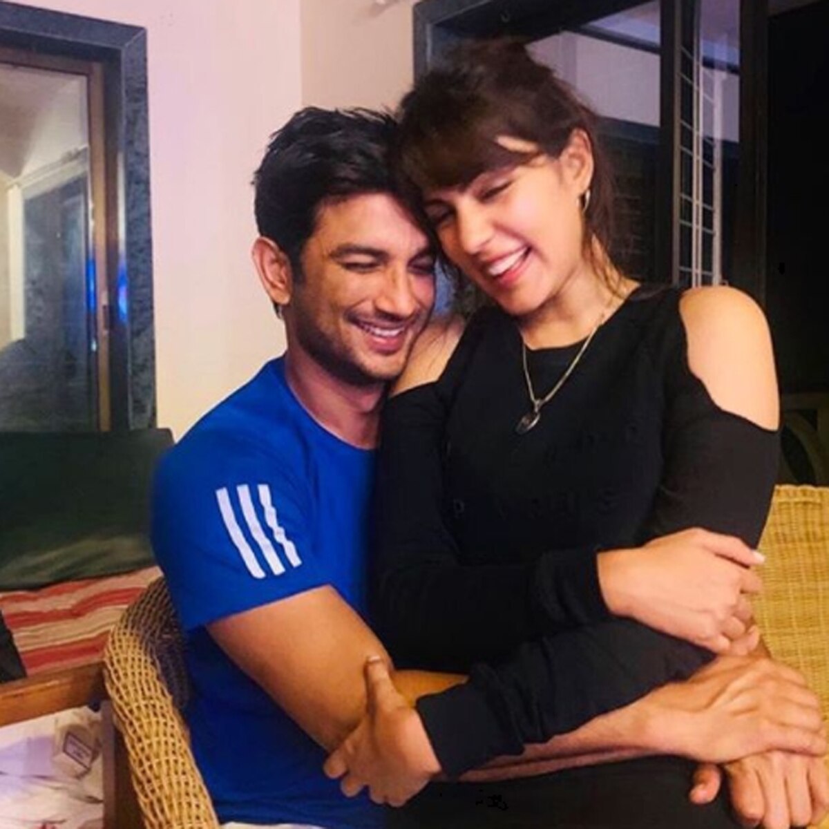 रिया चक्रवर्ती और सुशांत सिंह राजपूत