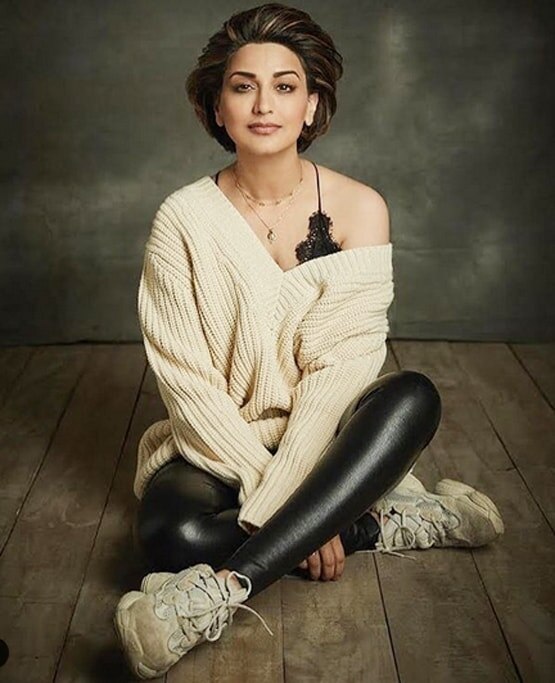 सोनाली से मनीषा तक, कैंसर से जंग जीत चुके हैं बॉलीवुड के ये सितारे