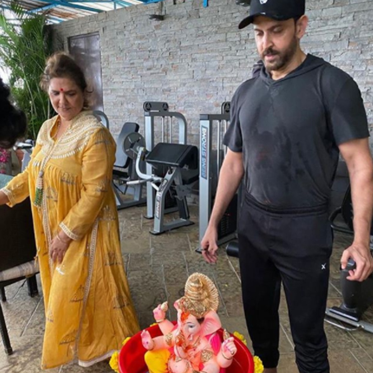 ऋतिक अपनी फैमिली के साथ