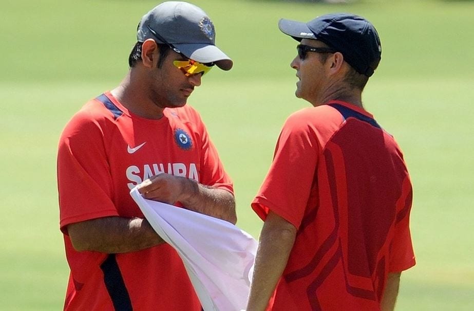 भारत के पूर्व कोच बोले- धोनी साथ हो तो युद्ध में भी जाने को तैयार हूं