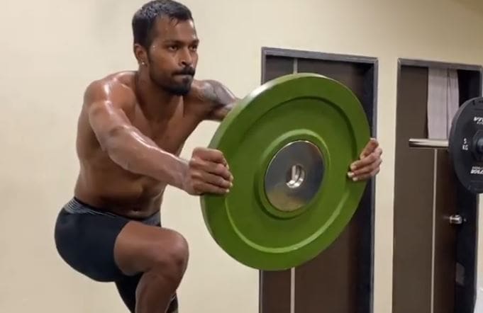 Video: IPL में धमाके के लिए बेताब हैं पंड्या, कर रहे ये टफ ट्रेनिंग