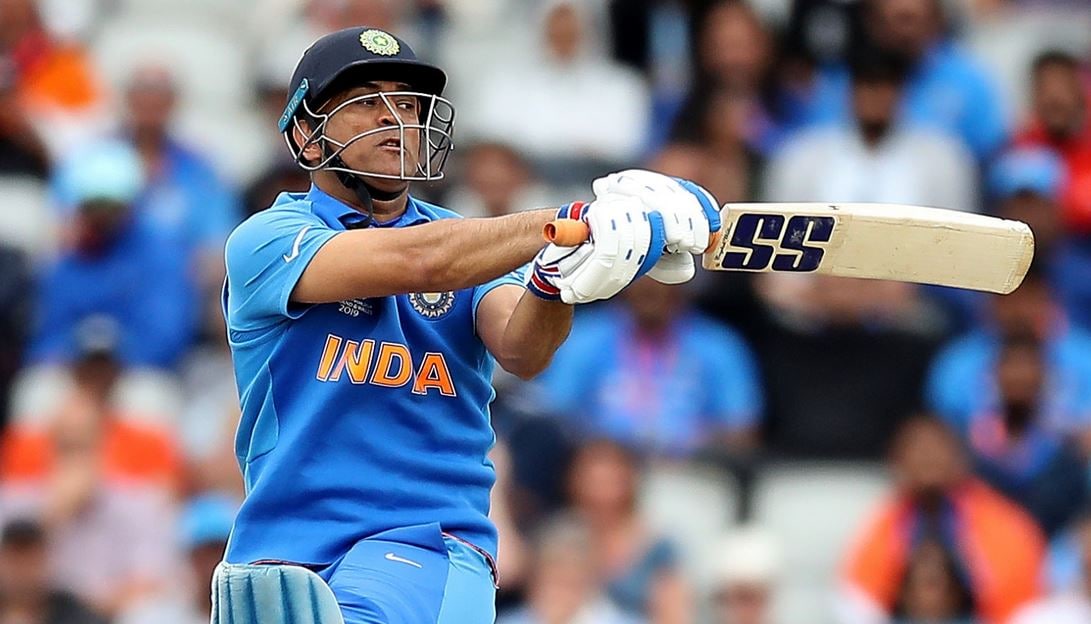 इस दिग्गज ने बताया- क्यों दूसरे भारतीय कप्तानों से अलग थे धोनी