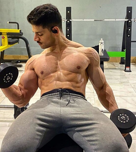 सुशांत केस में नाम घसीटे जाने पर बोले सूरज पंचोली- मुझे सुसाइड की तरफ धकेल रहे