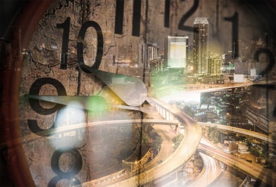 घर में इस जगह कभी ना लगाएं घड़ी, रूक जाती है तरक्की, होता है बुरा असर