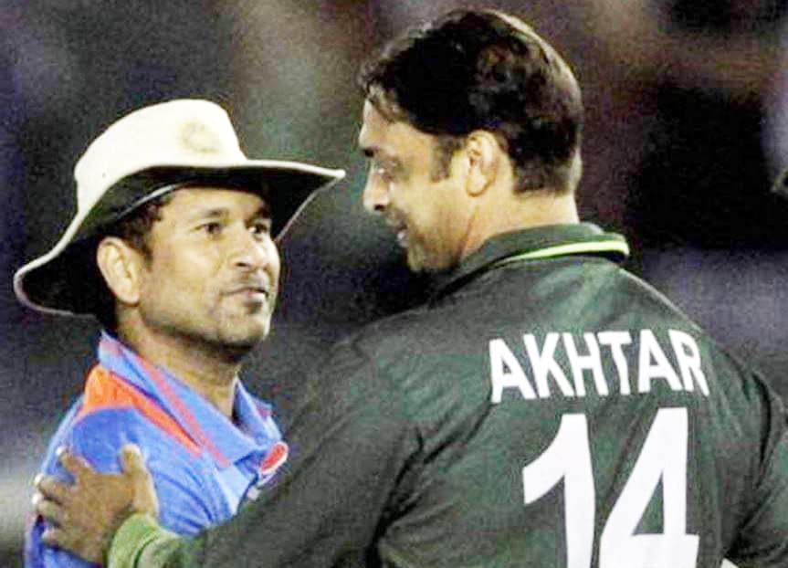 पहली बार सचिन से टक्कर होने पर कौन जीता? अख्तर ने बताया
