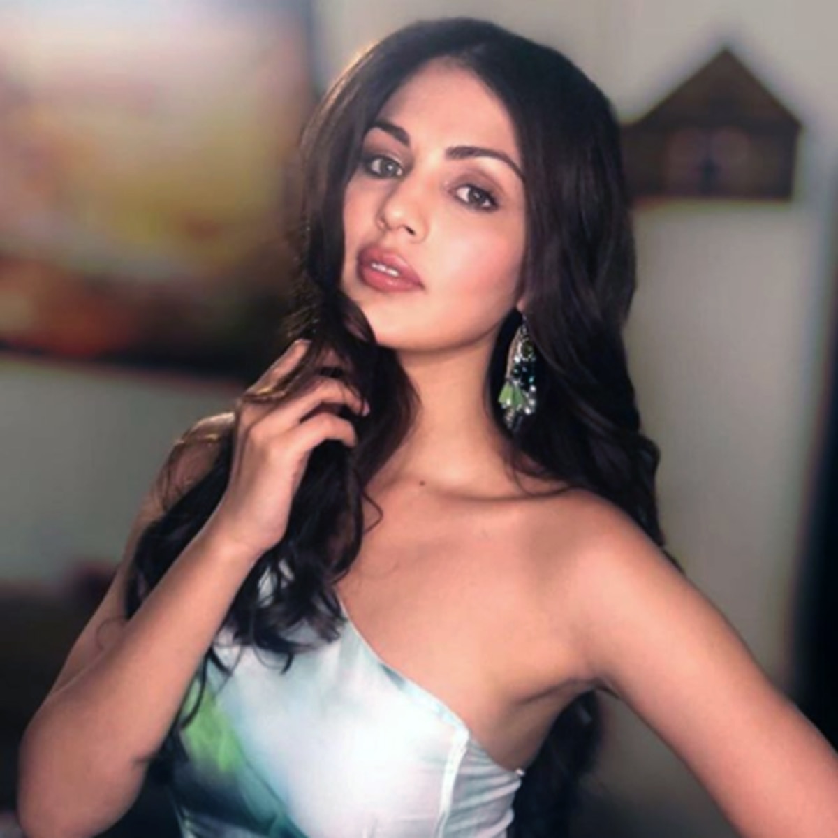 रिया चक्रवर्ती