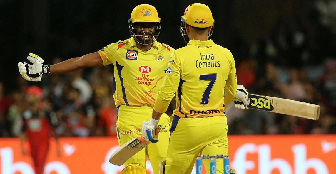 Dwayne Bravo and MS Dhoni