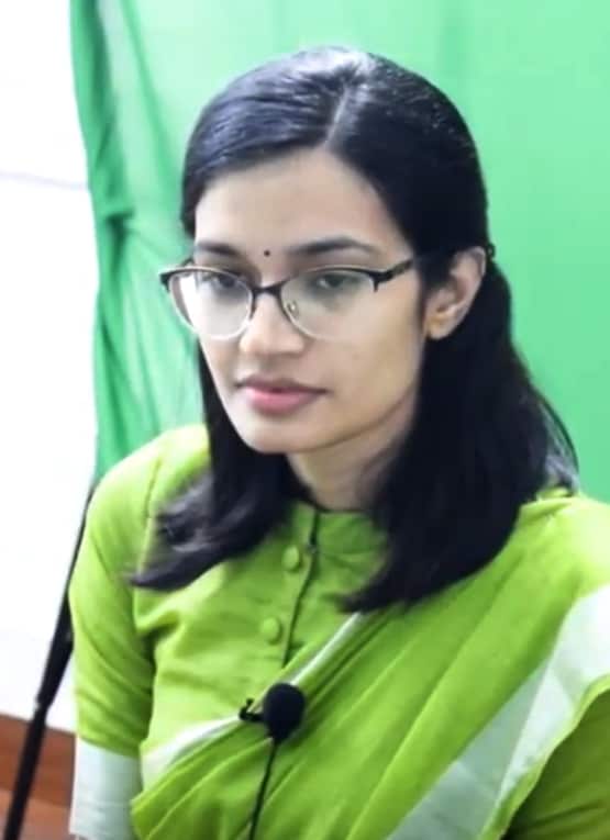 UPSC: कॉन्स्टेबल पिता की एक्सिडेंट में मौत, अब बेटी बनी अफसर