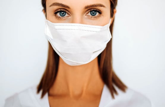 घर में ही लोगों को ज्यादा हो रहा है कोरोना, ब्रिटेन सरकार ने किया आगाह