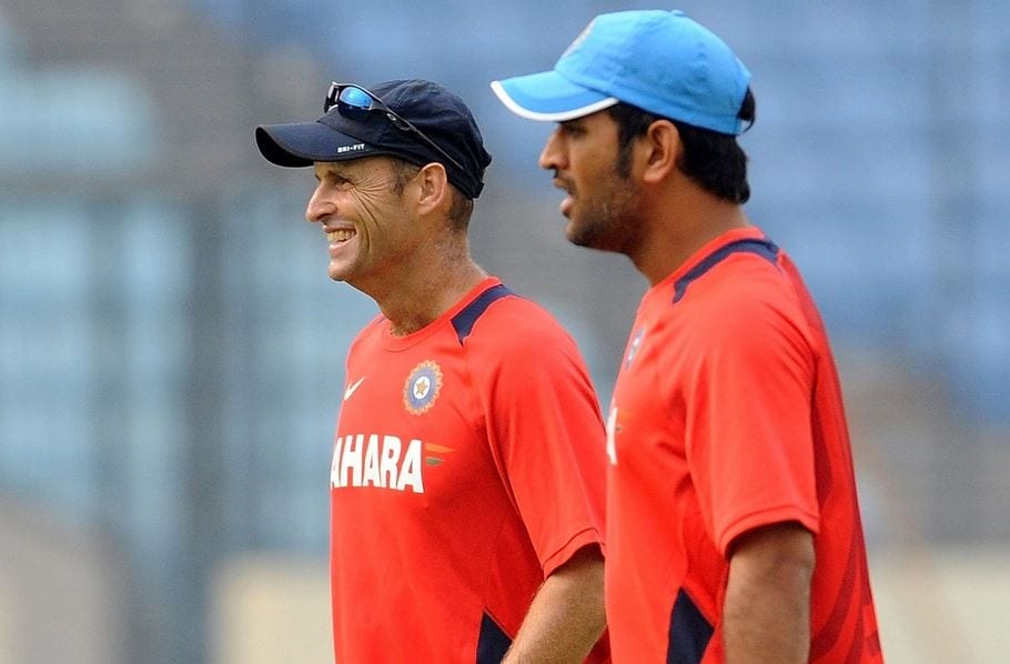 भारत के पूर्व कोच बोले- धोनी साथ हो तो युद्ध में भी जाने को तैयार हूं