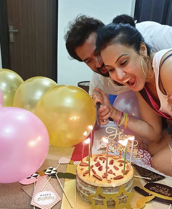 शादी के बाद काम्या का पहला बर्थडे, पति ने फिल्मी अंदाज में किया सेलिब्रेट