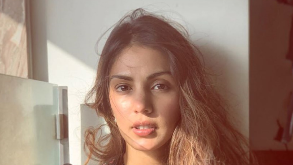 रिया चक्रवर्ती