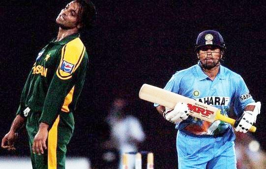 पहली बार सचिन से टक्कर होने पर कौन जीता? अख्तर ने बताया