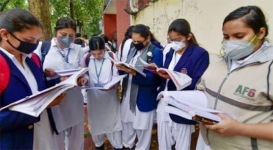 दिल्ली के स्कूल कैसे खोले जाएं? अभिभावकों ने सरकार को दिए ये सुझाव