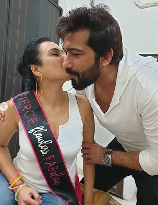 शादी के बाद काम्या का पहला बर्थडे, पति ने फिल्मी अंदाज में किया सेलिब्रेट