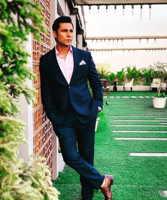 टैक्सी चलाने से लेकर हॉलीवुड तक का सफर, ऐसे जमा रणदीप हुड्डा का सिक्का