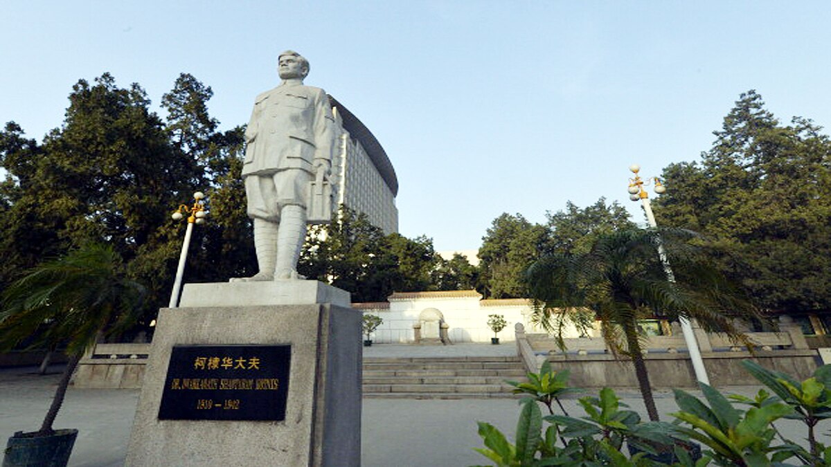 Dr. Dwarkanth Kotnis Chinese treat him like God