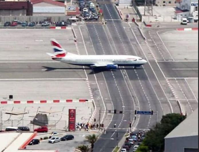 कोझिकोड ही नहीं ये हैं भारत के खतरनाक रनवे, लैंडिंग में अटक जाती हैं सांसें