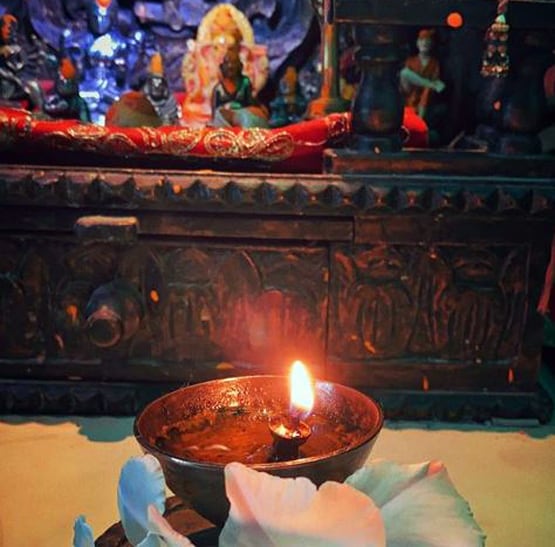 अंकिता ने शेयर की सुशांत की मां की तस्वीर, कहा- उम्मीद है मां के साथ हो