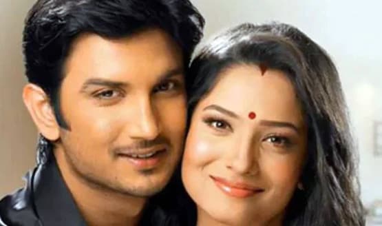 अंकिता ने शेयर की सुशांत की मां की तस्वीर, कहा- उम्मीद है मां के साथ हो