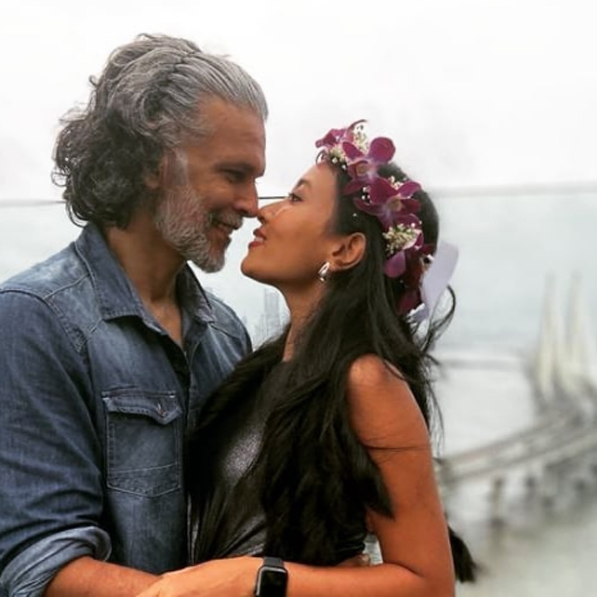 मिलिंद सोमन और अंकिता कोंवर