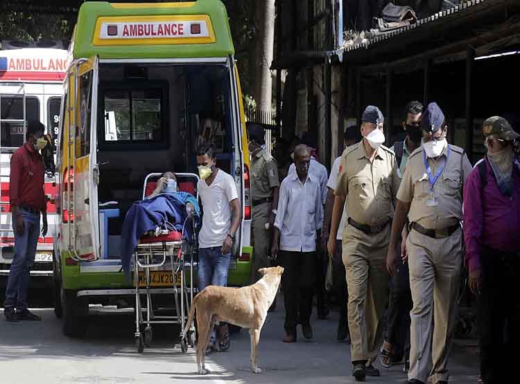 अगस्त बना मुसीबत: देश में 12 लाख कोरोना केस, दुनिया में सबसे ज्यादा