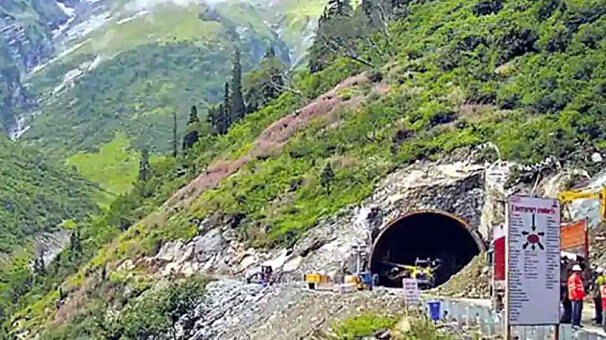 Atal Rohtang Tunnel Longest High Altitude Road tunnel