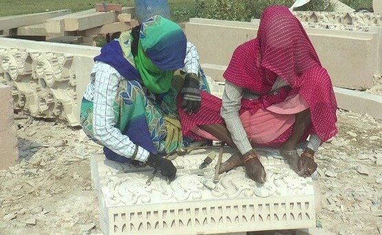 अयोध्या में राम मंदिर बनाने के लिए कहां से आ रहा पत्थर, क्यों है खास?