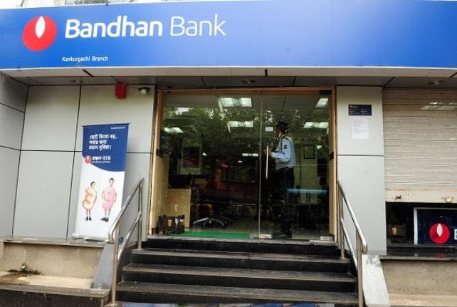 कंपनी ने लिया एक फैसला, 10% से ज्यादा गिर गए बंधन बैंक के शेयर