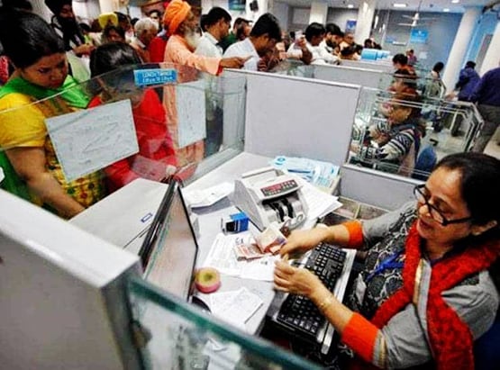 सोना, FD या शेयर? जानें, जनवरी से अब तक कहां मिला सबसे बढ़िया रिटर्न