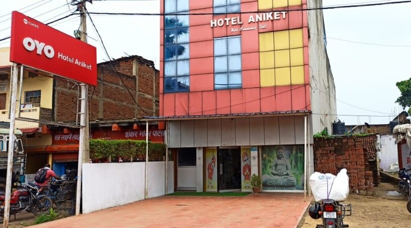 लॉकडाउन में शराब की पार्टी, बार बालाओं का भी था इंतजाम, ऐसे खुली पोल