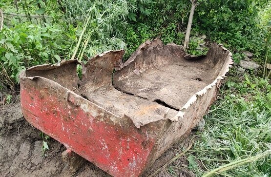 झील में चल रहा था काम, 49 साल बाद मिली अंग्रेजो के जमाने की नाव