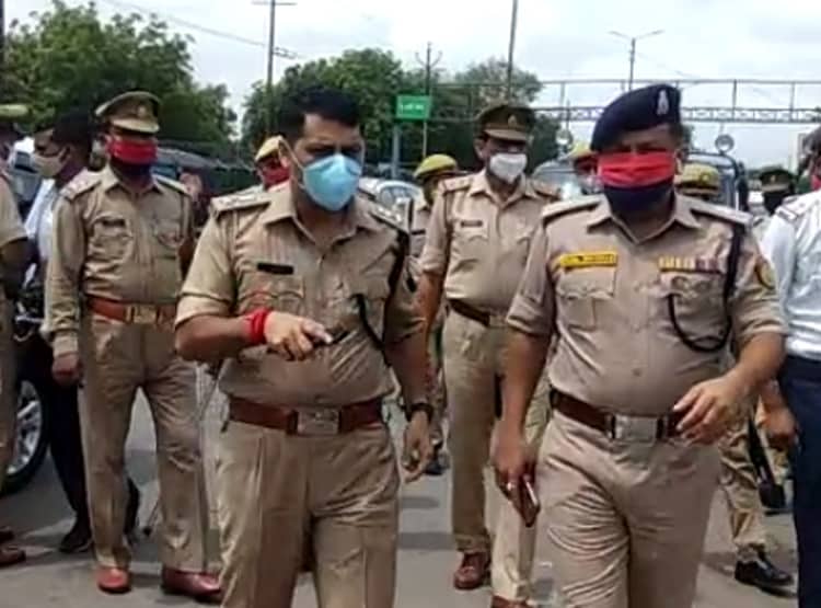 UP: 34 यात्रियों से भरी बस हाइजैक, इटावा में वाहन तो झांसी में मुसाफिर मिले