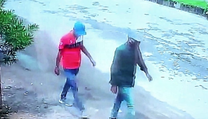 शोरूम में बैठे व्यापारी की हुई थी गोली मारकर हत्या.