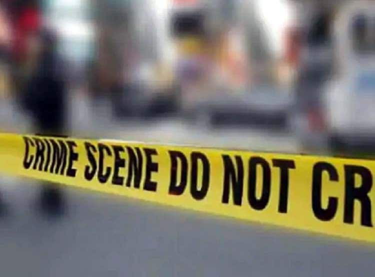 लिव इन रिलेशनशिप में रहने वाली महिला का कत्ल, सिर के पास रखी थी हथौड़ी