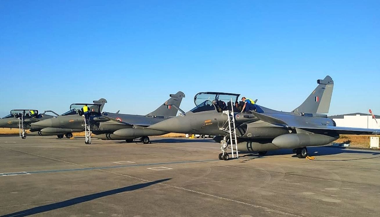 हिमाचल की पहाड़ियों में राफेल ने रात में किया अभ्यास