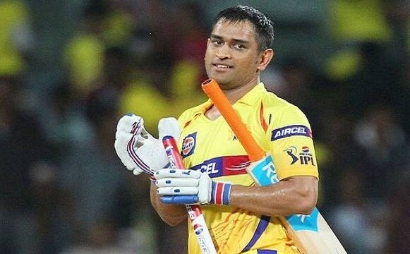 महेंद्र सिंह धोनी के वो बड़े फैसले, जिनसे हैरान रह गए उनके फैंस