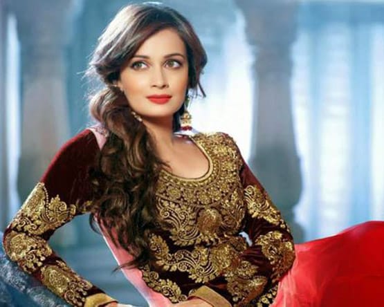 सलमान से कंगना तक, जब क्रेजी फैंस ने बॉलीवुड सितारों को किया परेशान