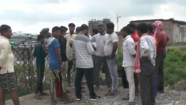 कानपुर: नवजात बच्ची को मुंह में दबाकर भागा कुत्ता, कुछ देर बाद मिला शव