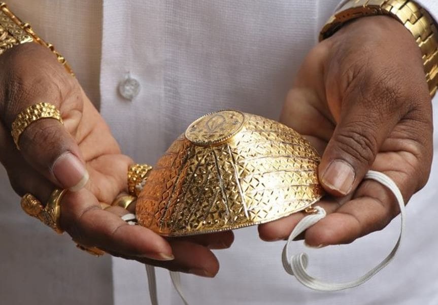 ये है सोने और हीरे से बना सबसे महंगा कोरोना मास्क, इतनी है कीमत