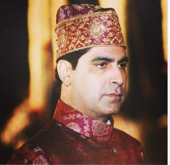  चोरी हुआ नवाब का सिंहासन